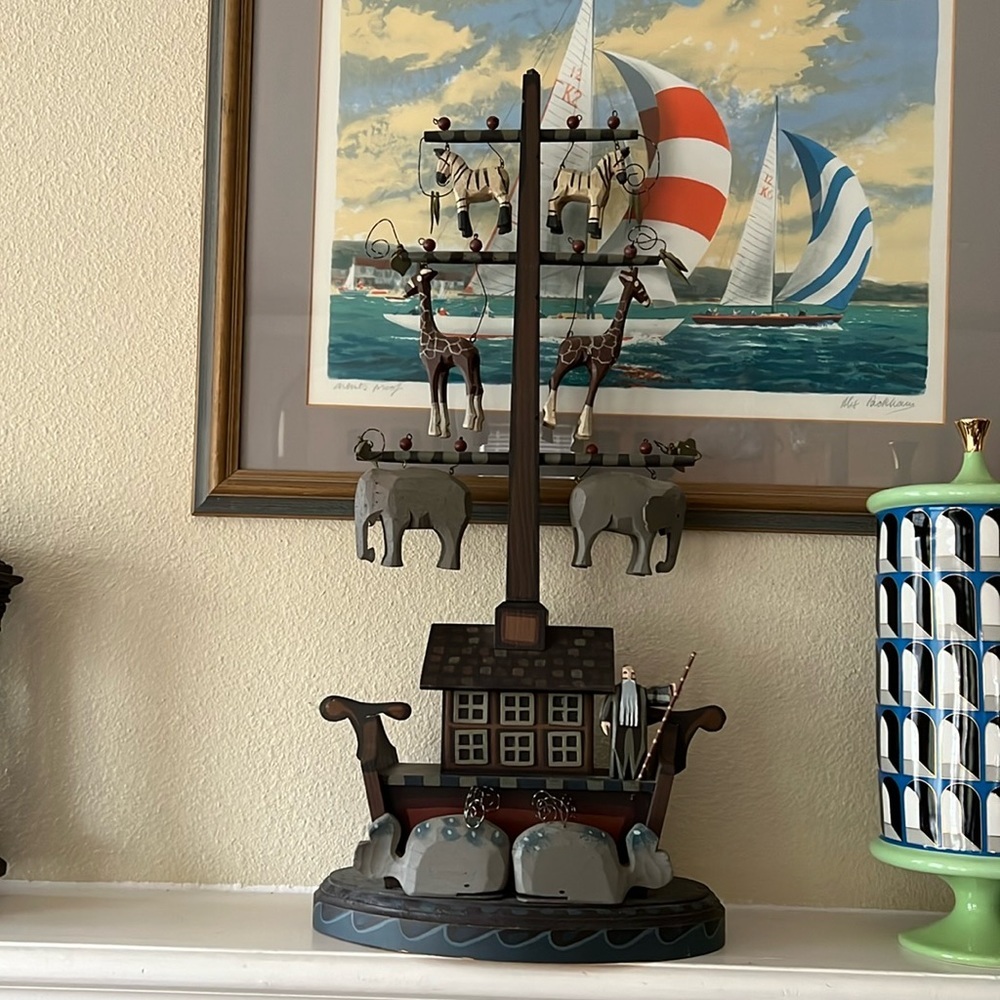 Noah's Ark Folk Art, Hand Made by Maurice and Kelly Dallas 13”x 6”x 26” mantle